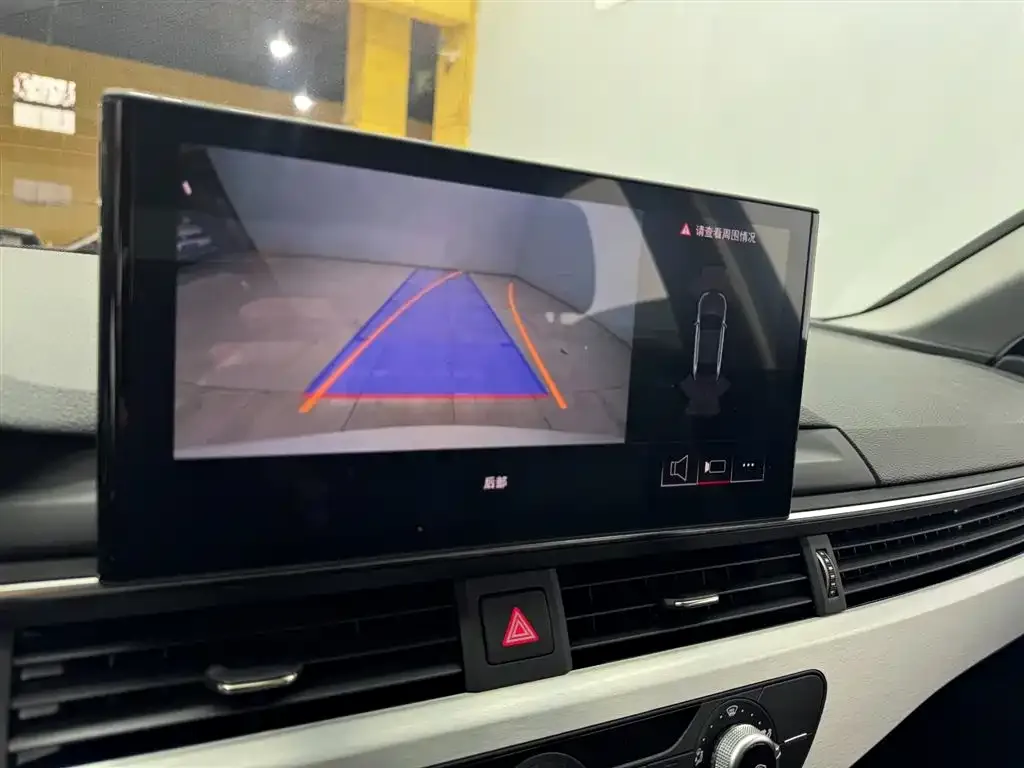 Audi A4L 2024 из CN, фото 2