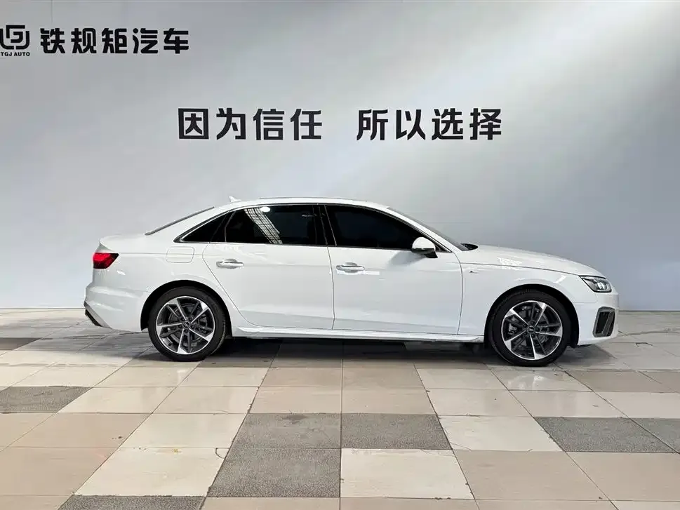 Audi A4L 2024 из CN, фото 6