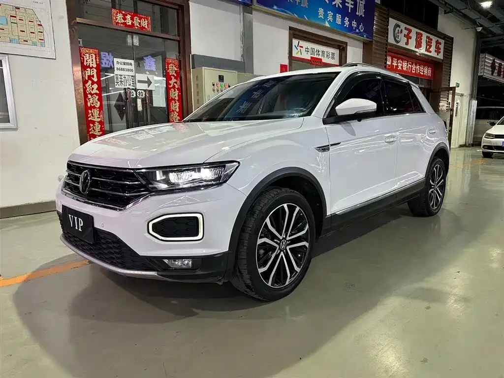 Volkswagen T-Roc 2022 из CN, фото 1