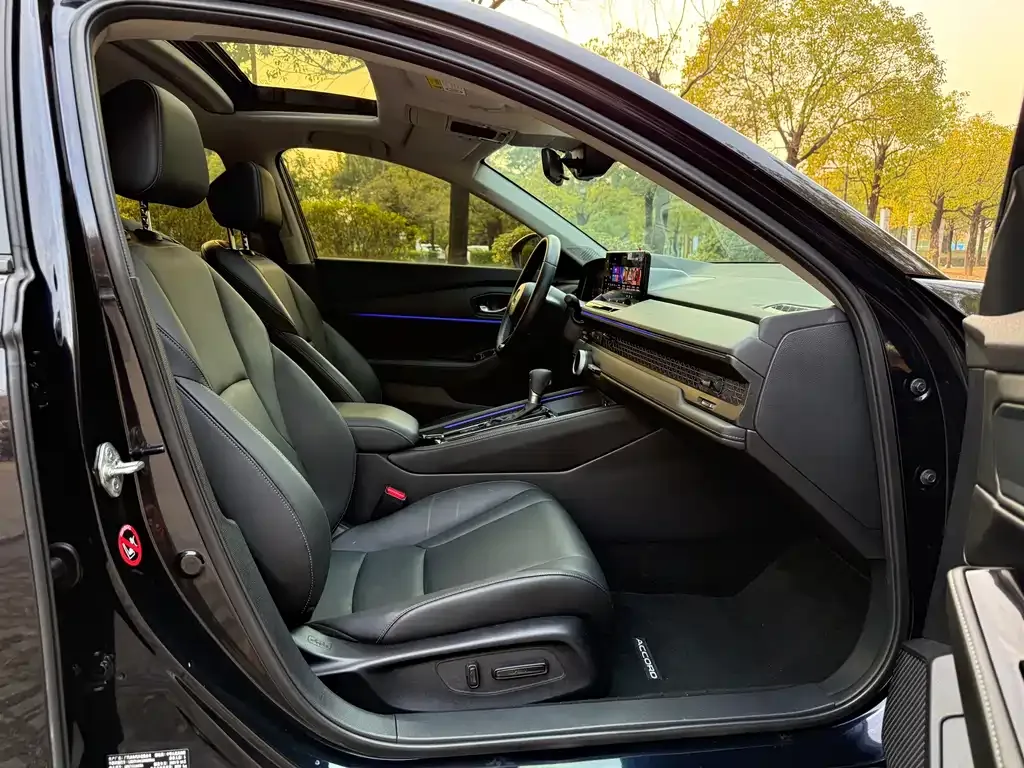 Honda Accord — фото 2