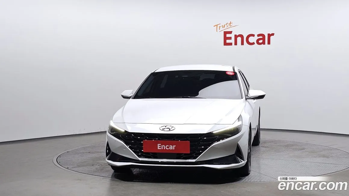 Hyundai AVANTE — фото 2