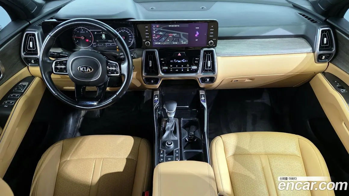 Kia Sorento — фото 8