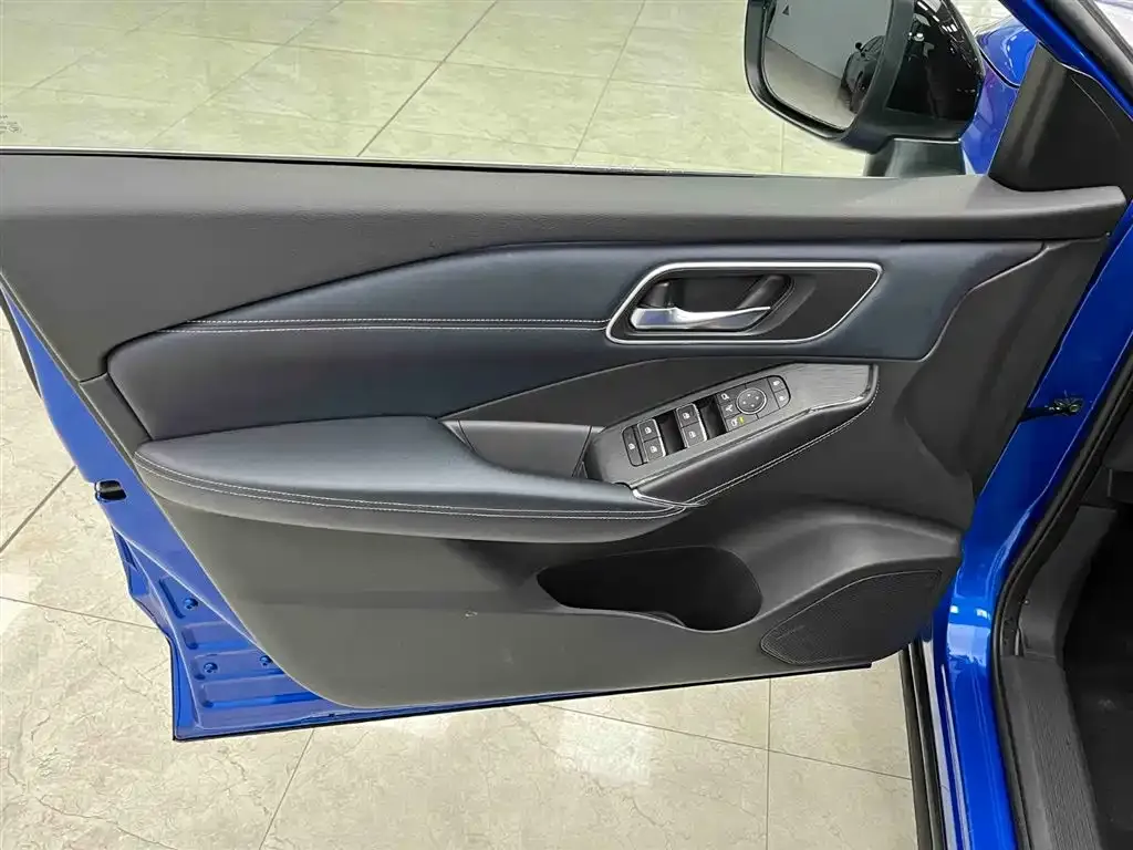 Nissan Qashqai 2023 из CN, фото 6