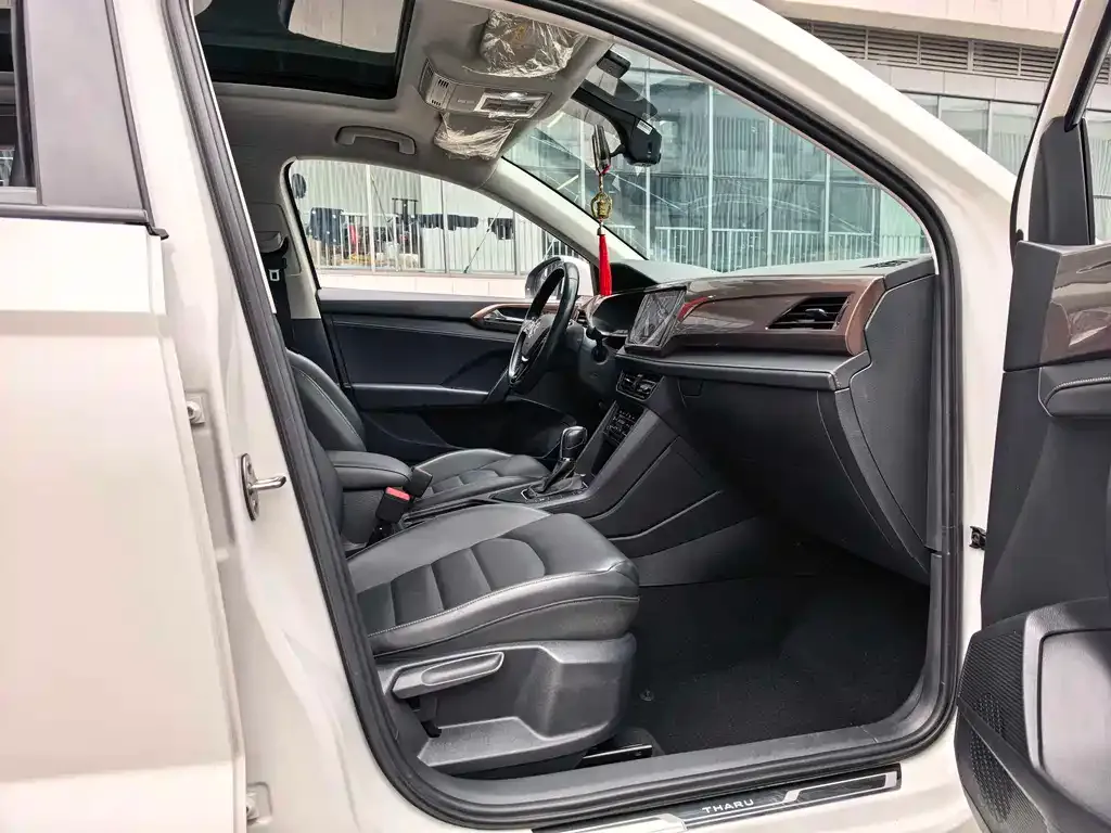 Volkswagen Tharu 2022 из CN, фото 10