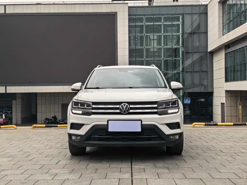 Volkswagen Tharu 2022 из CN, фото 3