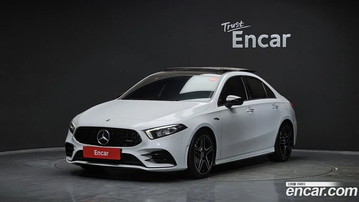 Mercedes-Benz A-Class — фото 1