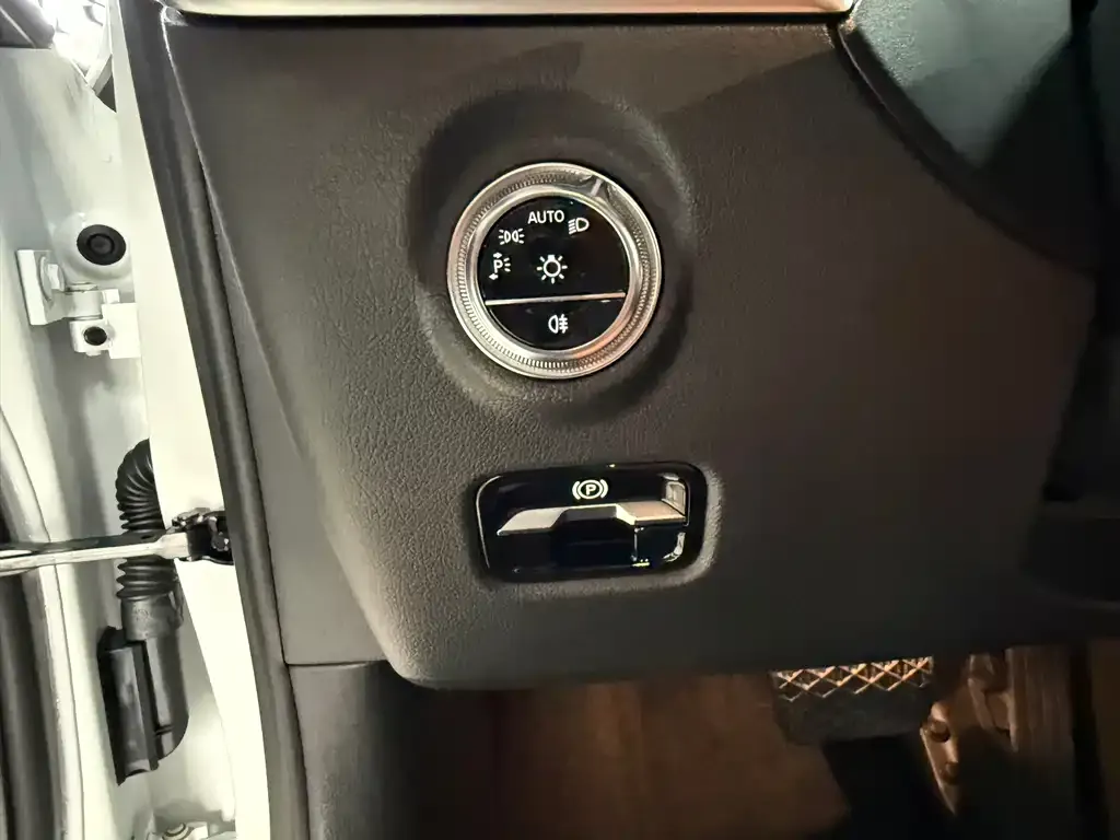 Mercedes-Benz C-Class 2023 из CN, фото 6