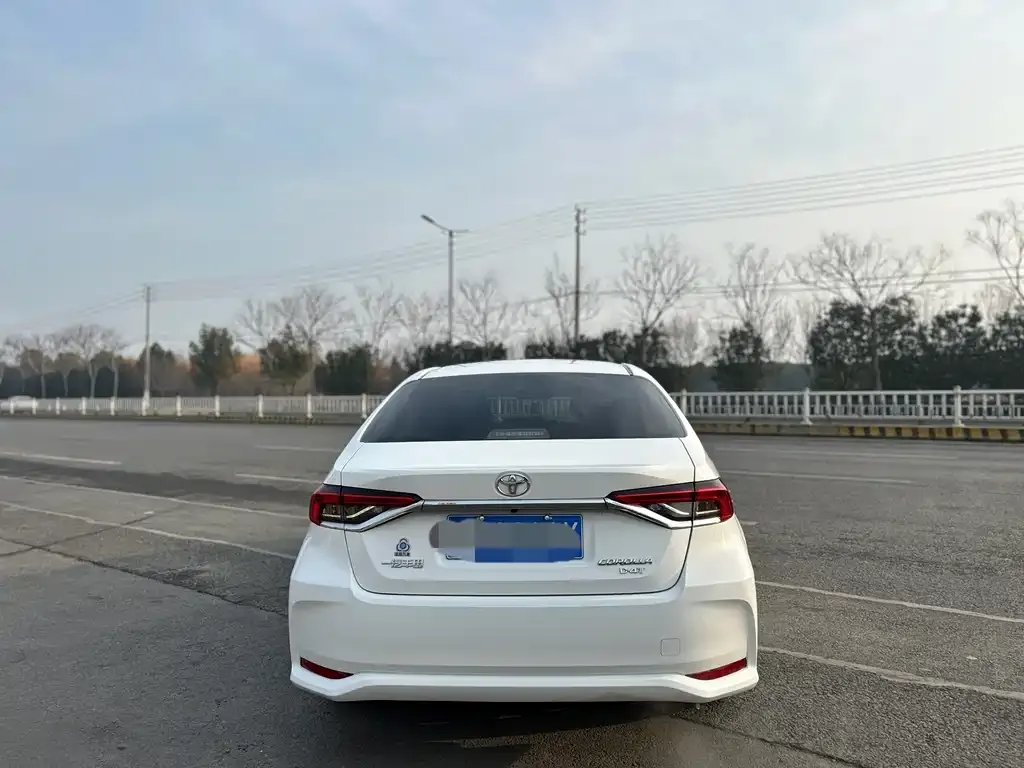 Toyota Corolla 2023 из CN, фото 5