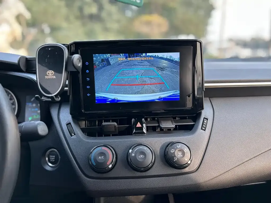 Toyota Corolla 2023 из CN, фото 9