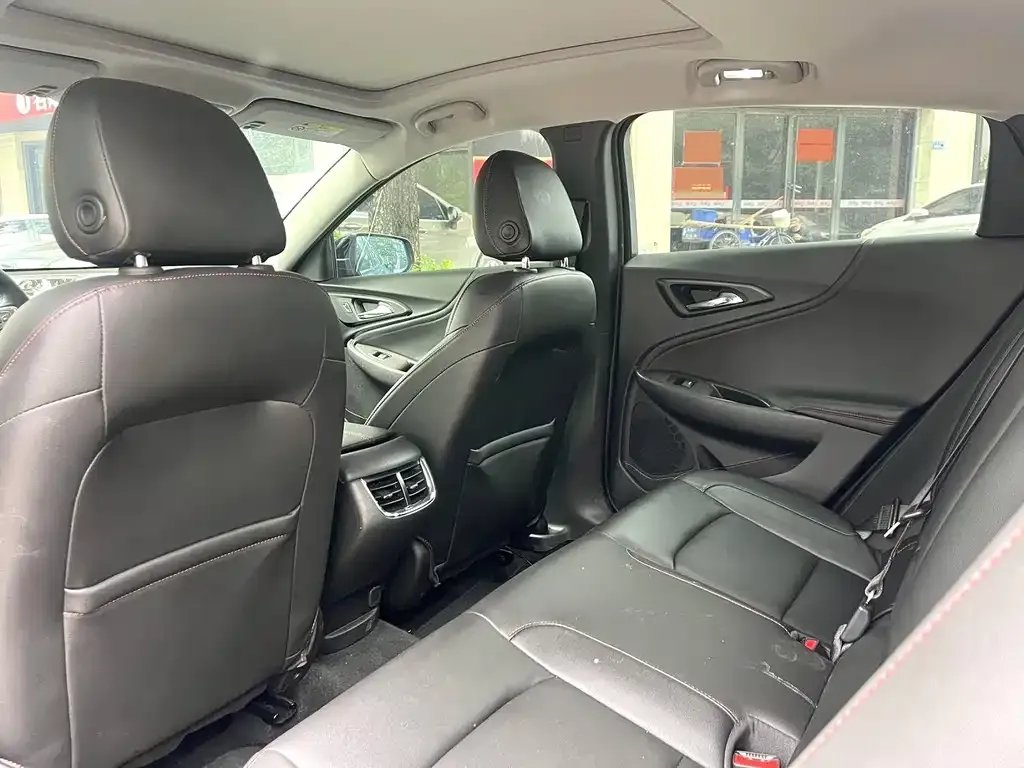Chevrolet Malibu XL 2021 из CN, фото 3