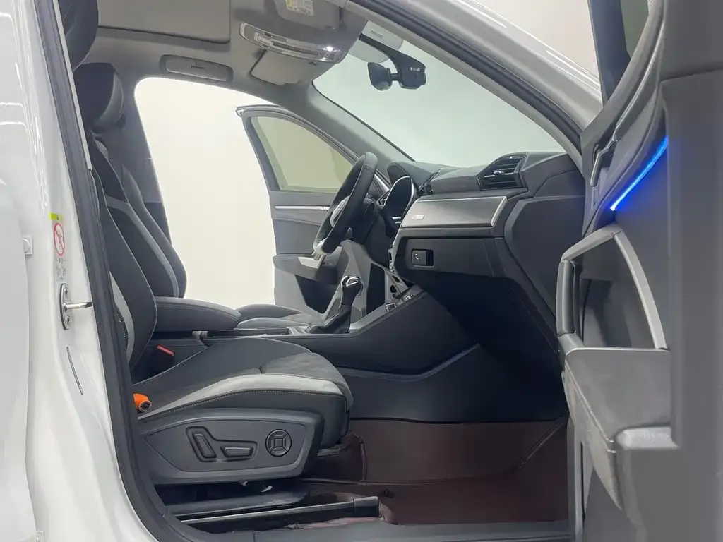 Audi Q3 2023 из CN, фото 9