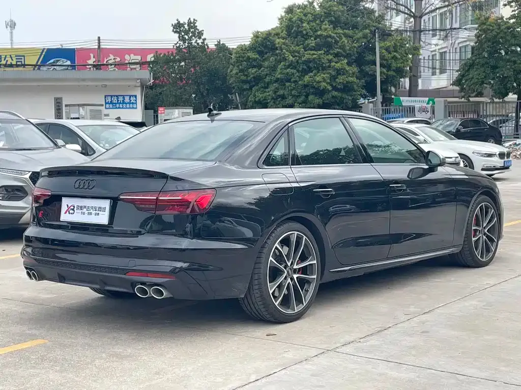 Audi S4 2025 из CN, фото 4