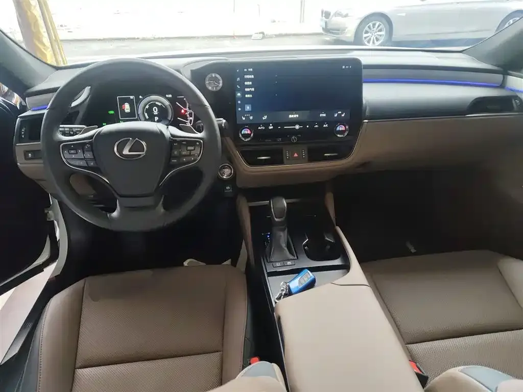 Lexus ES 2025 из CN, фото 6