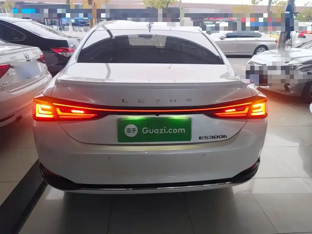 Lexus ES 2025 из CN, фото 3