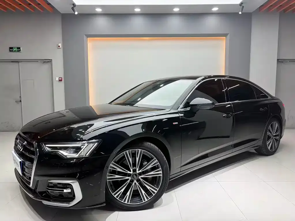 Audi A6L 2023 из CN, фото 1