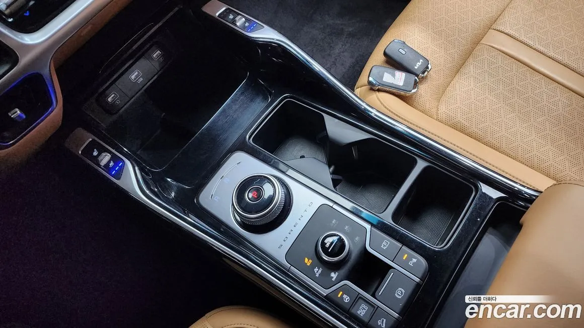 Kia Sorento — фото 9