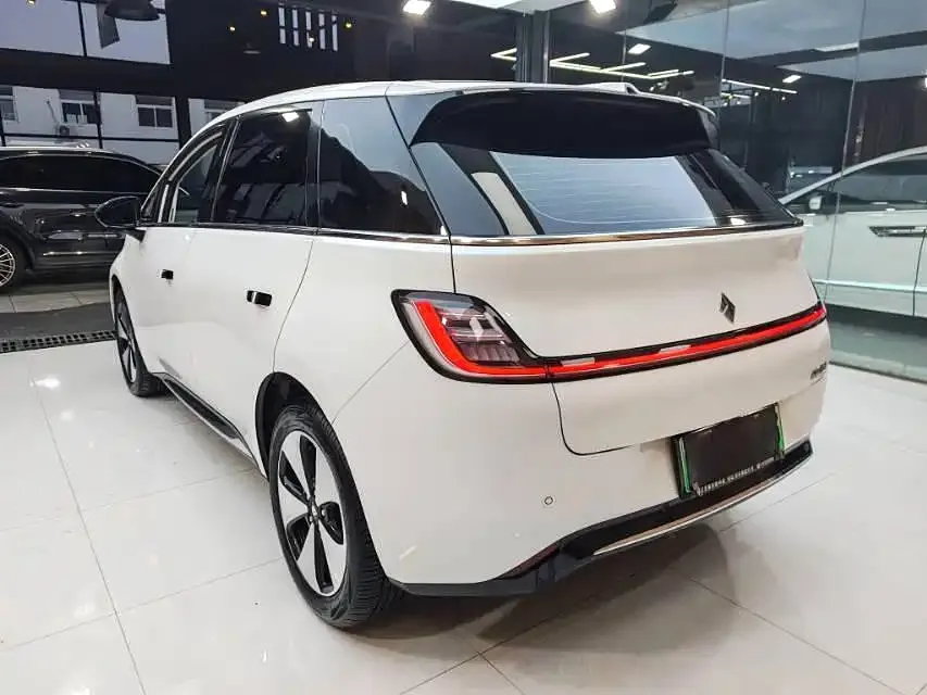 Baojun Yunduo 2024 из CN, фото 7