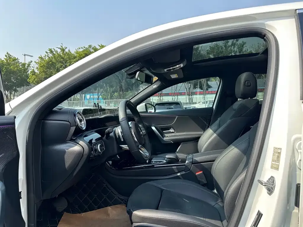 Mercedes-Benz A-Class 2022 из CN, фото 9