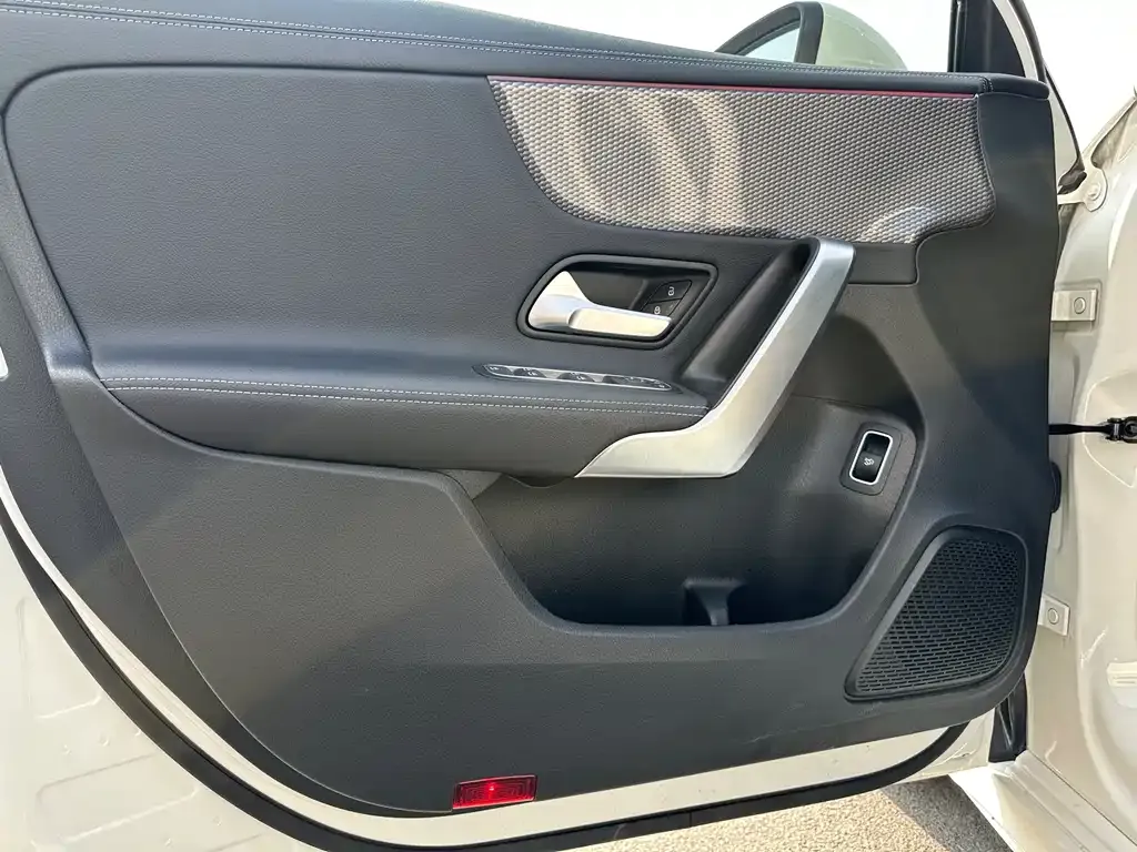 Mercedes-Benz A-Class 2022 из CN, фото 10