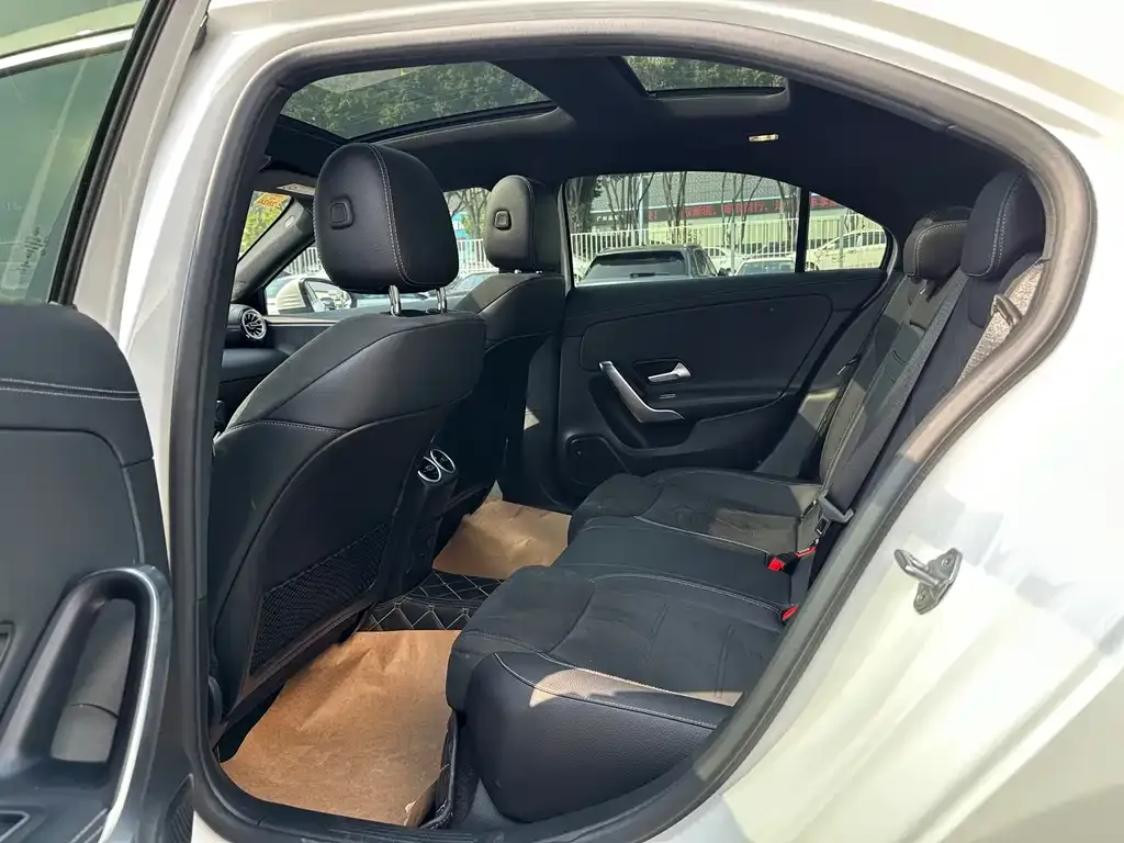 Mercedes-Benz A-Class 2022 из CN, фото 2