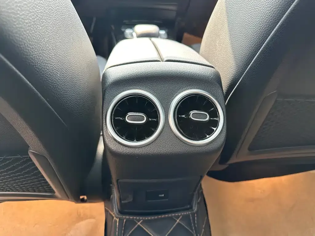 Mercedes-Benz A-Class 2022 из CN, фото 8