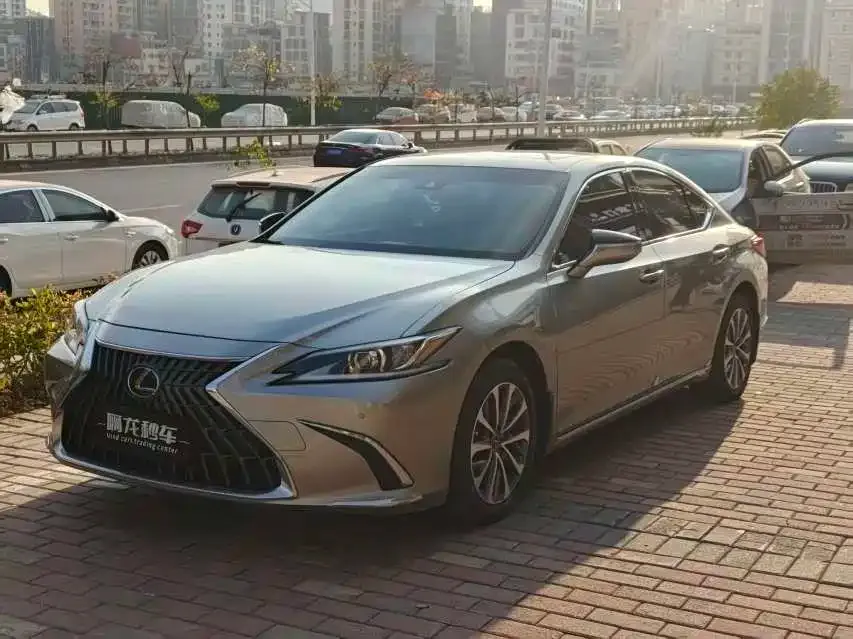Lexus ES 2024 из CN, фото 1