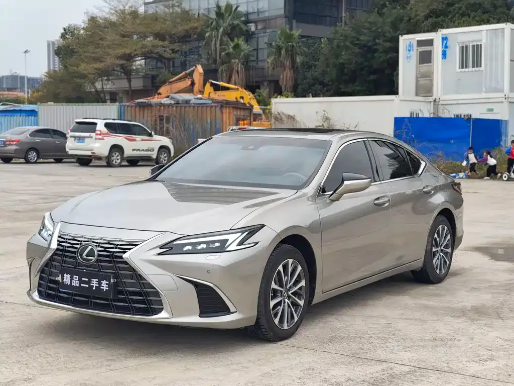 Lexus ES 2024 из CN, фото 1