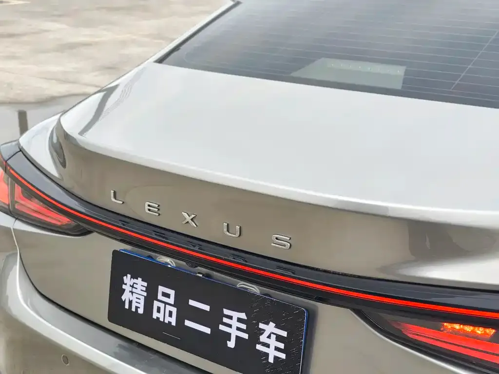 Lexus ES 2024 из CN, фото 6