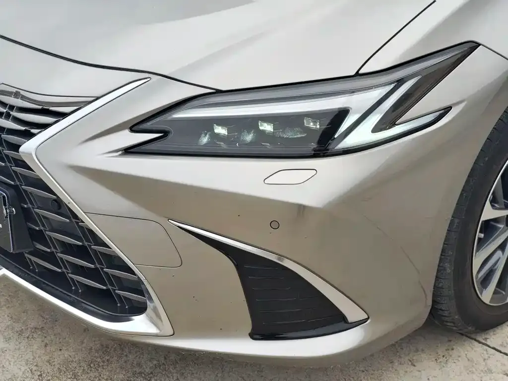 Lexus ES 2024 из CN, фото 9