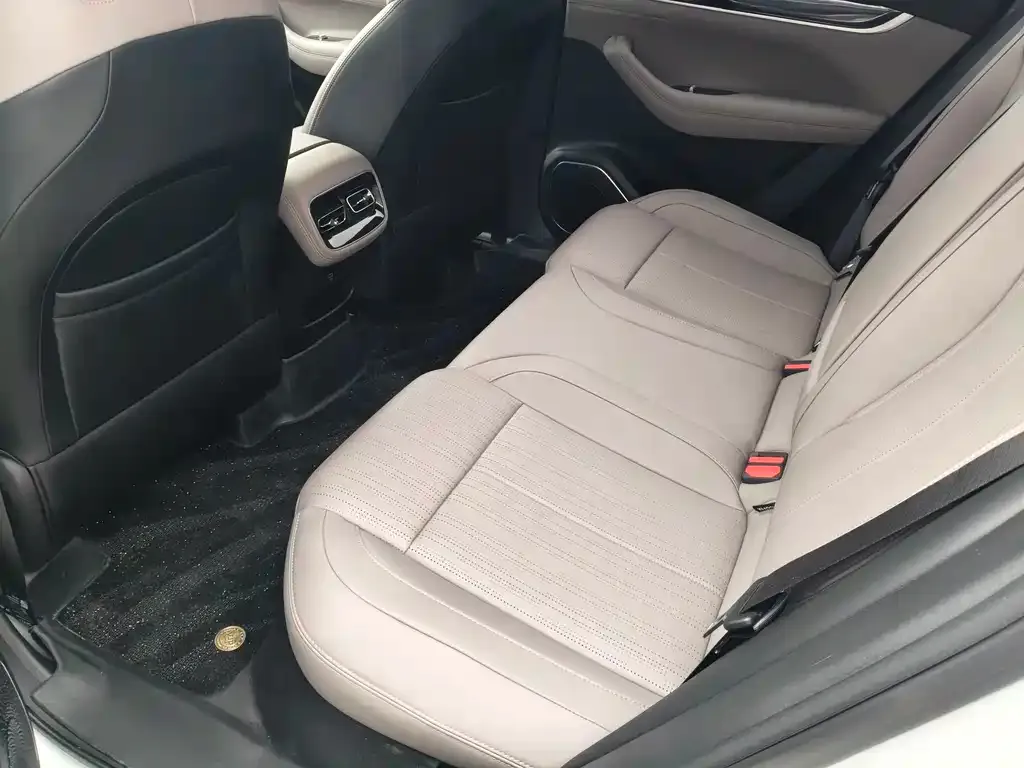Geely Boyue L 2025 из CN, фото 7