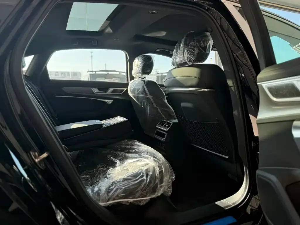 Audi A6L 2026 из CN, фото 6