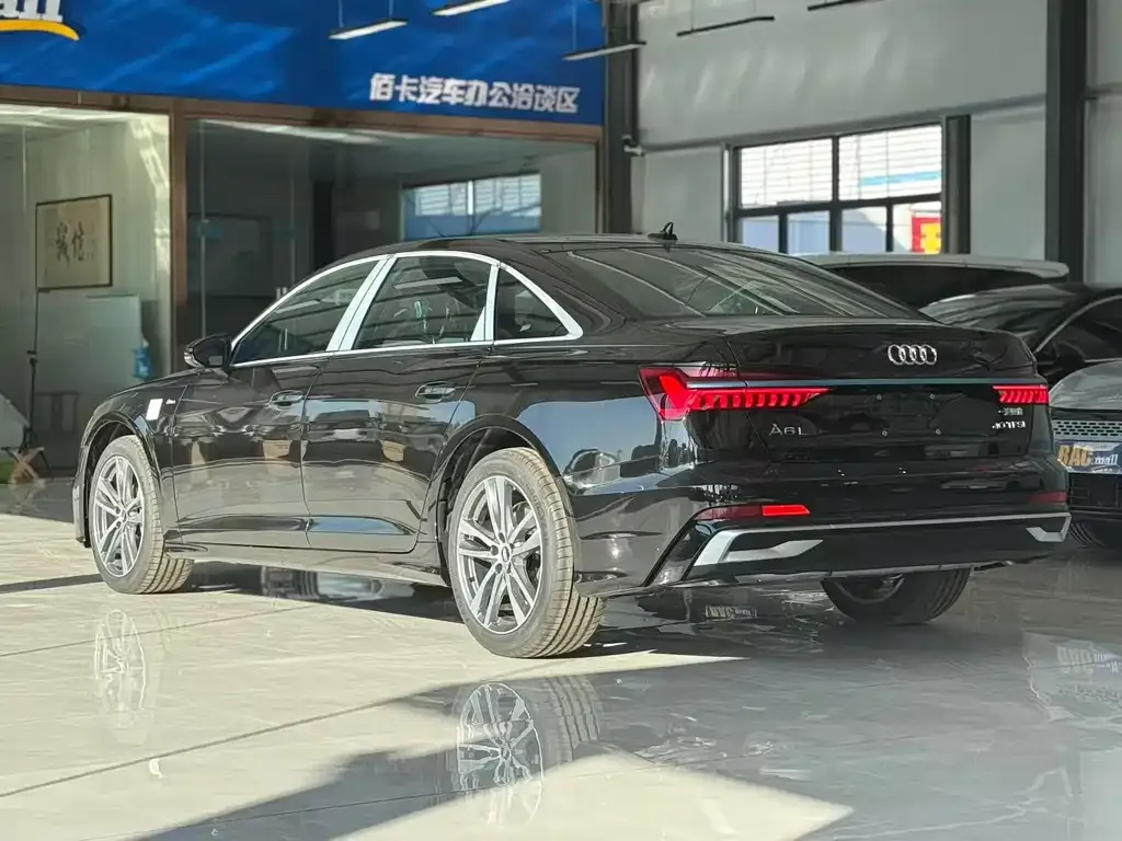 Audi A6L 2026 из CN, фото 5
