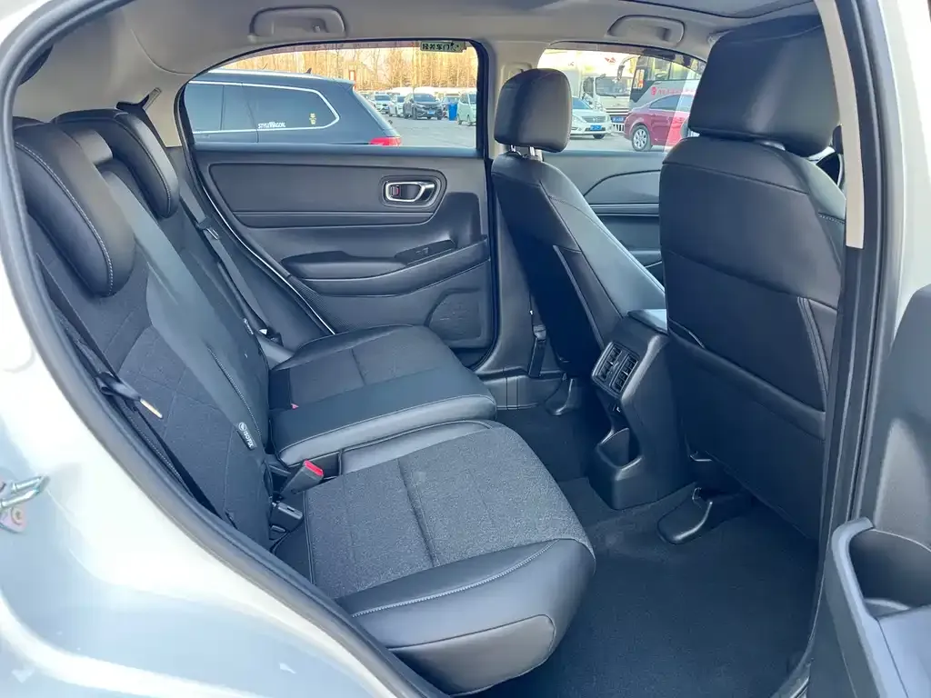Honda Vezel 2023 из CN, фото 7