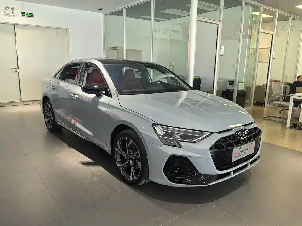 Audi A3 — фото 2