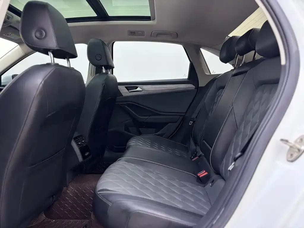 Volkswagen Sagitar 2022 из CN, фото 2