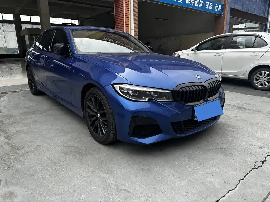 BMW 3 Series 2021 из CN, фото 2