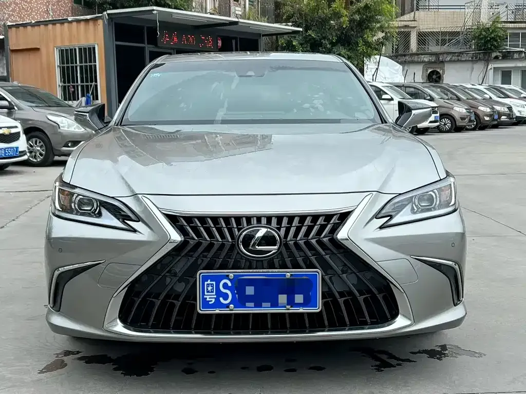 Lexus ES 2022 из CN, фото 9
