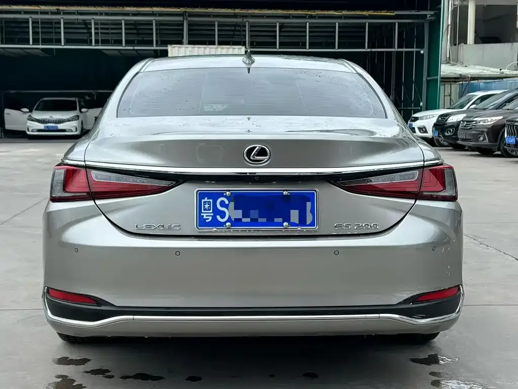Lexus ES 2022 из CN, фото 8