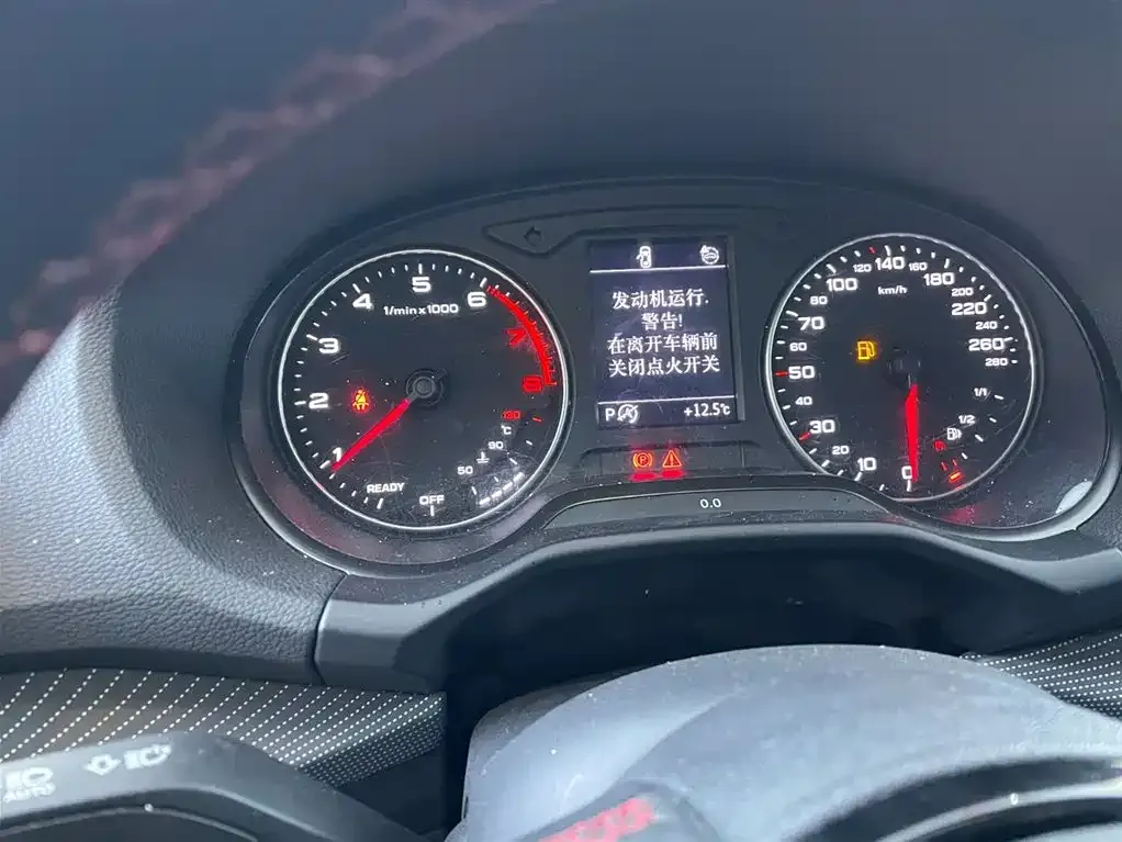 Audi Q2L 2023 из CN, фото 4