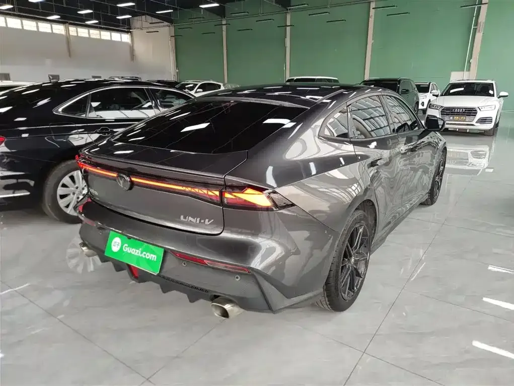 Changan UNI-V 2023 из CN, фото 7