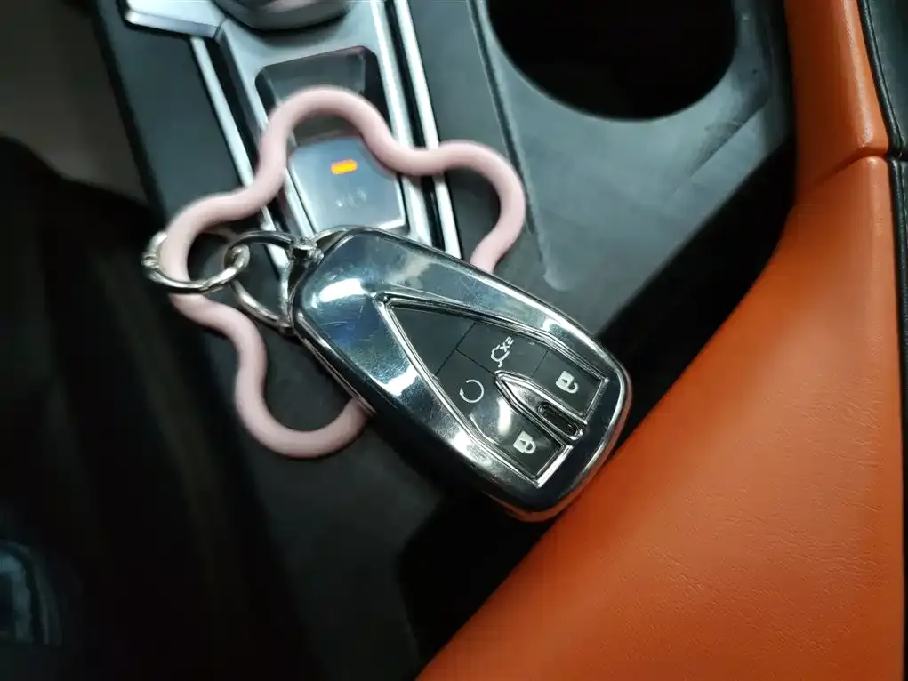 Changan UNI-V 2023 из CN, фото 9