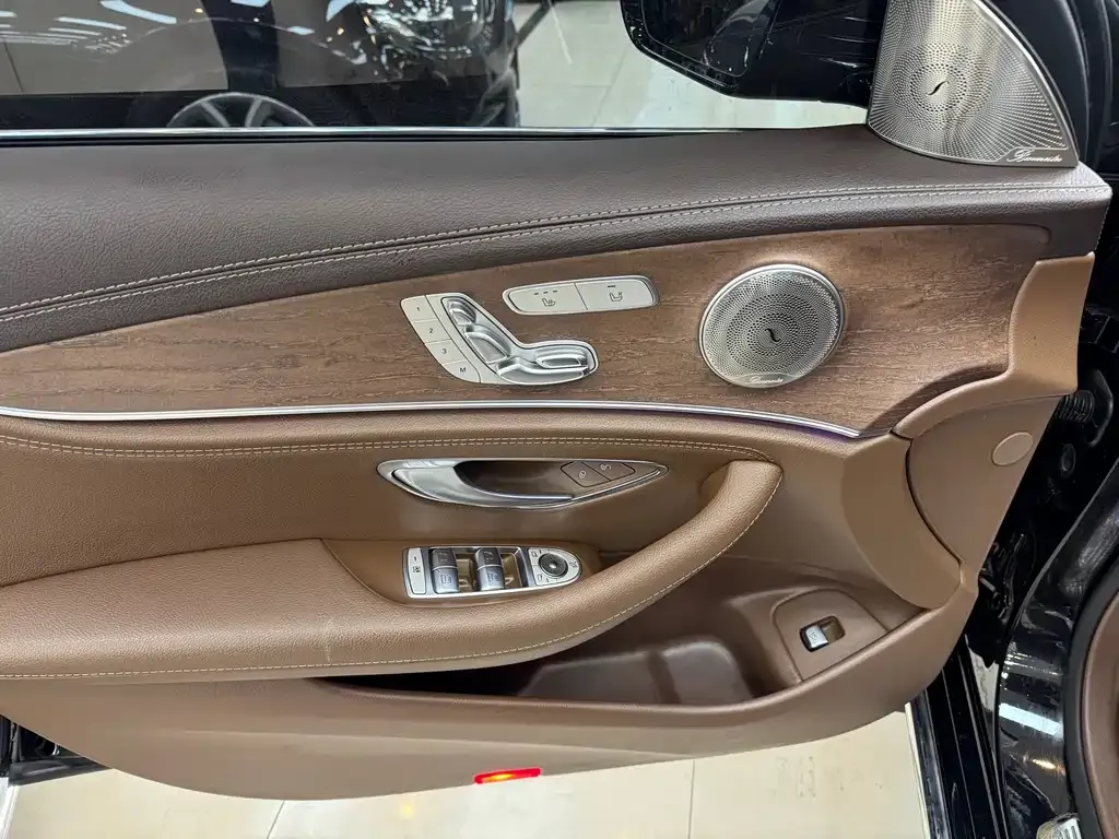 Mercedes-Benz E-Class 2021 из CN, фото 4
