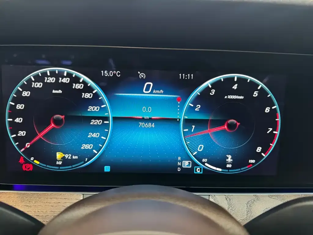 Mercedes-Benz E-Class 2021 из CN, фото 2