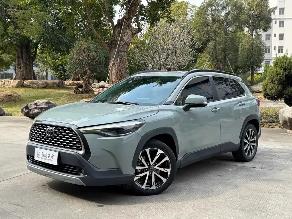 Toyota Corolla Cross 2022 из CN, фото 1
