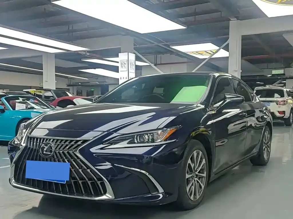 Lexus ES 2022 из CN, фото 1