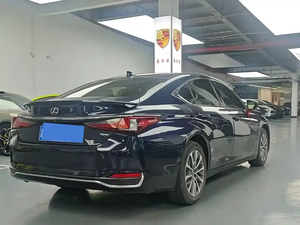 Lexus ES 2022 из CN, фото 5