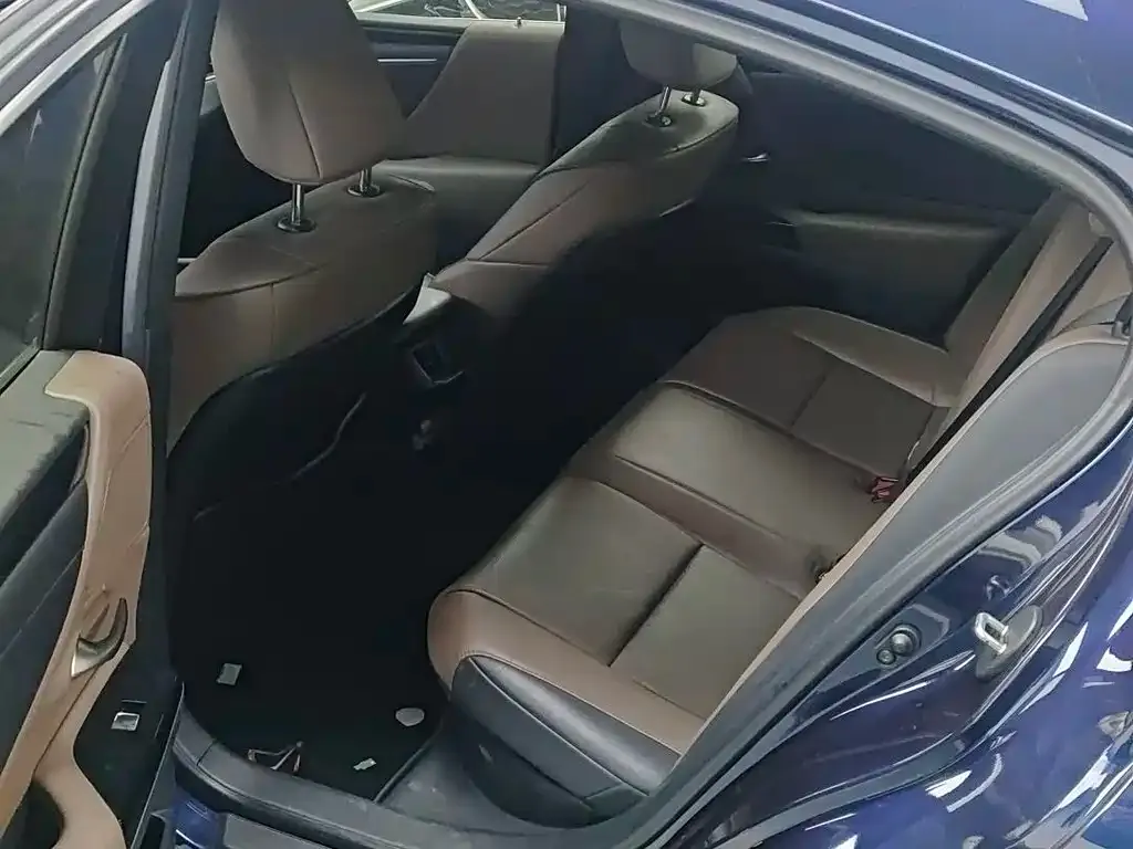 Lexus ES 2022 из CN, фото 3