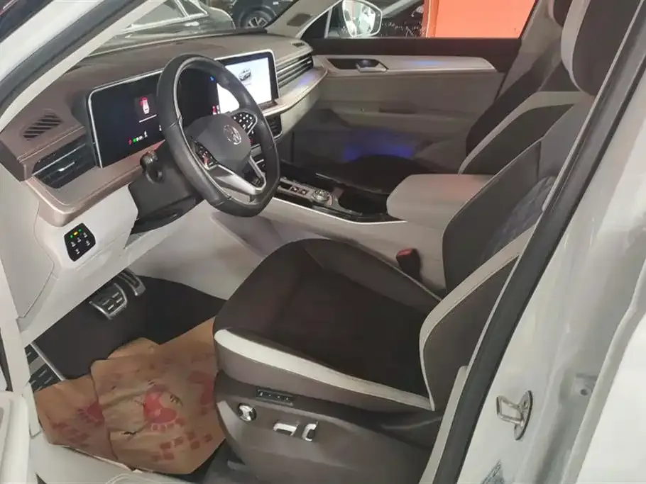 Volkswagen Tavendor 2022 из CN, фото 2