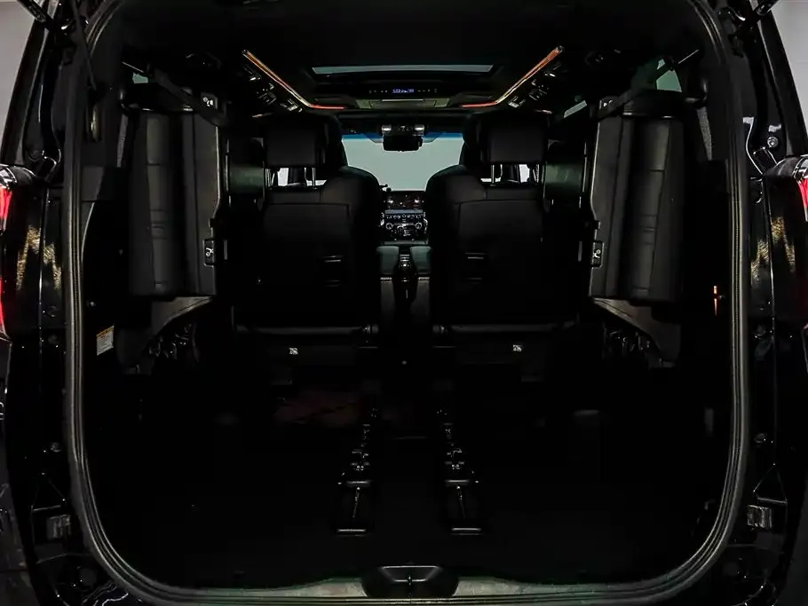 Toyota Vellfire 2022 из CN, фото 3