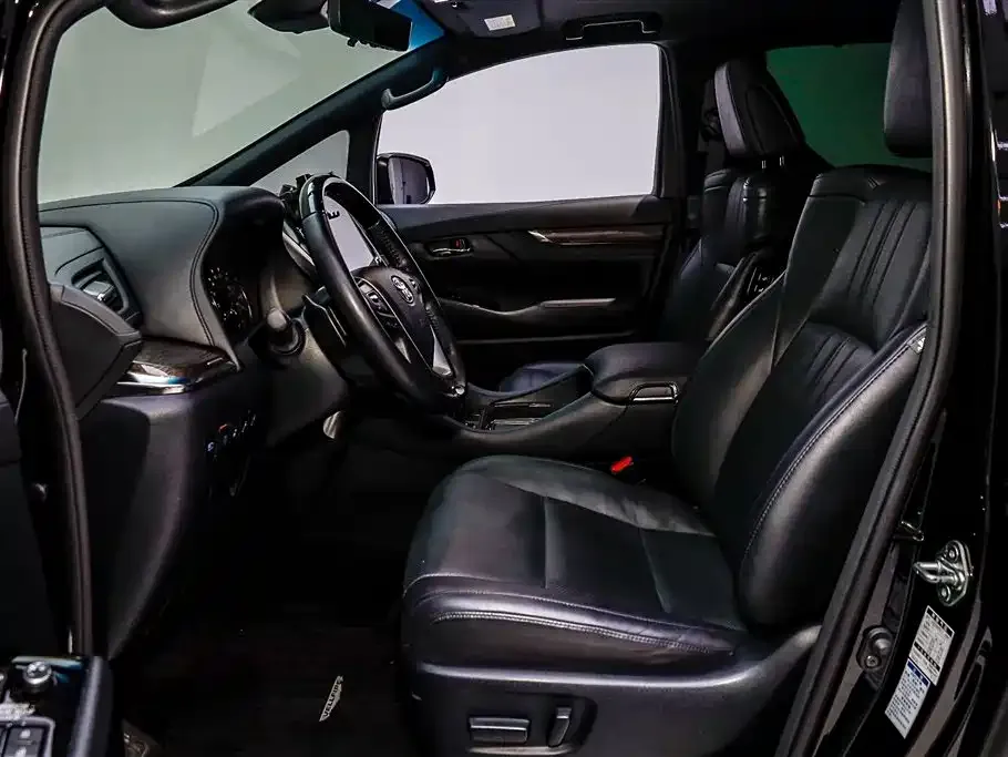 Toyota Vellfire 2022 из CN, фото 4